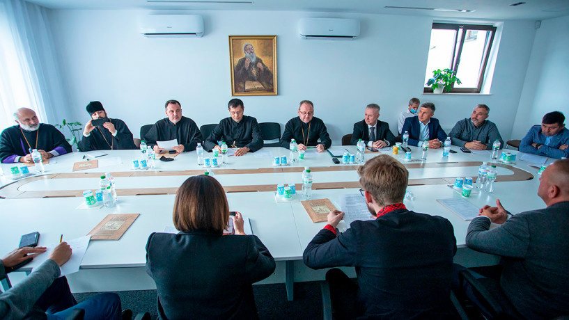 Religious figures and parliamentarians agreed to cooperate during the new session of the Ukrainian Parliament