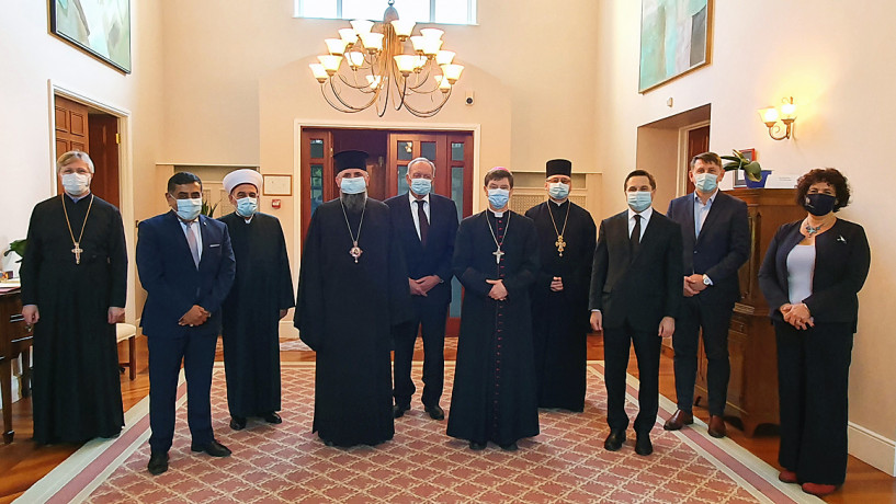 The British Lord Ahmad met with UCCRO on the religious situation in Donbas and Crimea